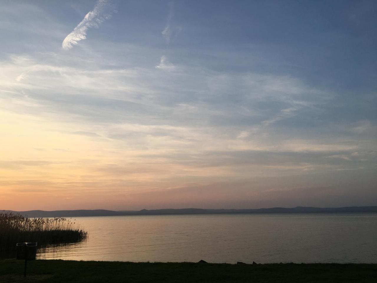 Beach Resident Balatonszemes Exterior photo