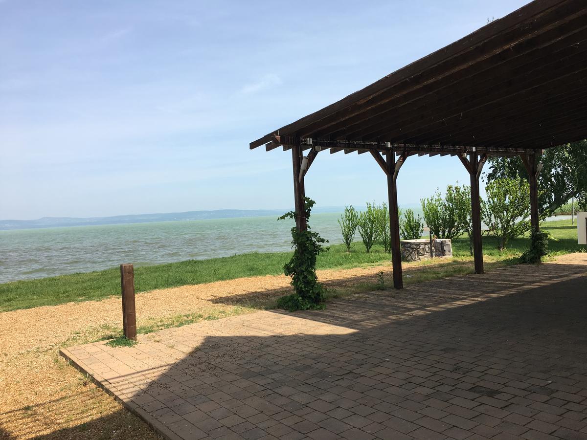 Beach Resident Balatonszemes Exterior photo